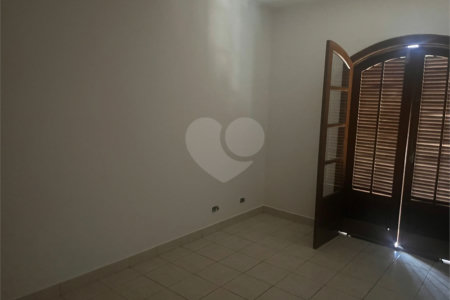 Sobrado à venda ou para alugar com 3 quartos, sendo 1 suíte, em Jardim Leonor Mendes de Barros, São Paulo, SP
