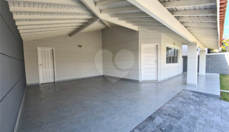 Casa à venda com 3 quartos, sendo 2 suítes,  no condomínio Terras de São Francisco, Vinhedo - SP