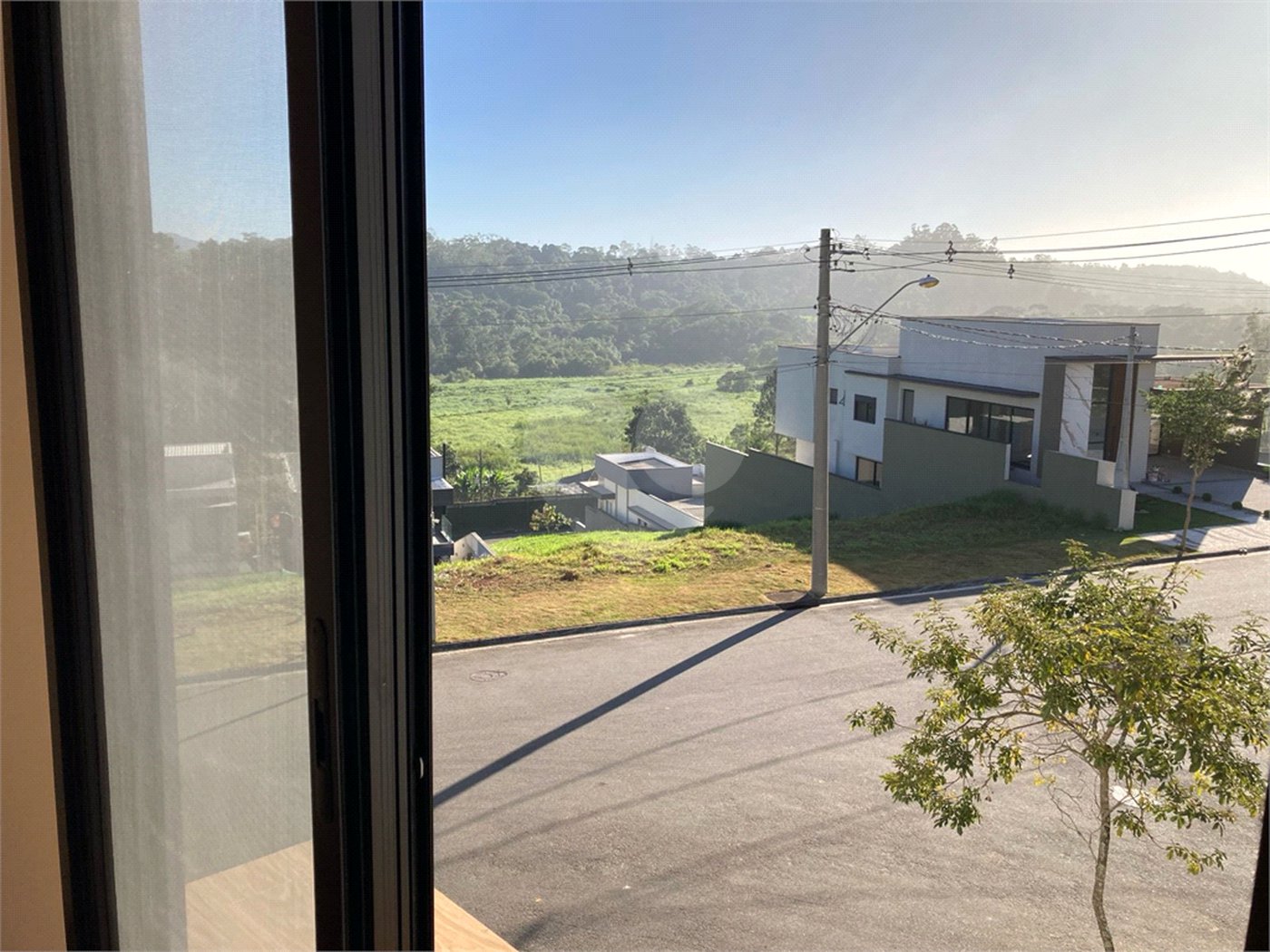 Casa à venda com 4 quartos, sendo 3 suítes,  no condomínio Reserva Granja Anita, Mogi das Cruzes - SP