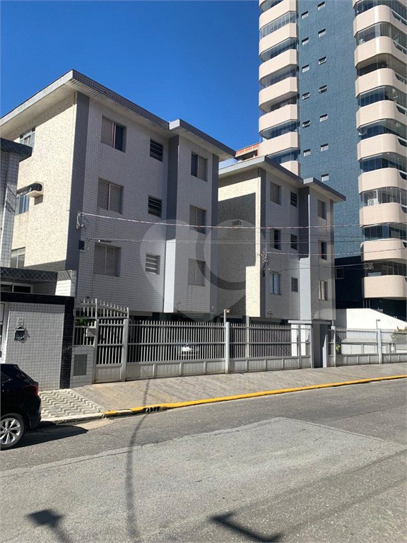 Apartamento à venda com 2 quartos, sendo 1 suíte,  em Canto do Forte, Praia Grande, SP