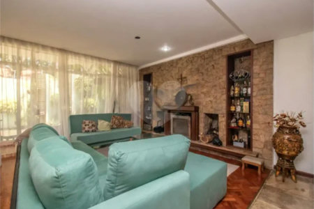 Casa de Vila à venda com 5 quartos, sendo 3 suítes, em Jardim Marajoara, São Paulo, SP
