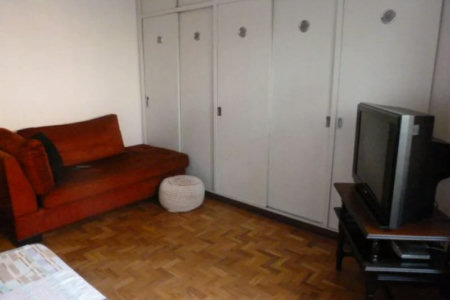 Casa Térrea à venda com 3 quartos, sendo 1 suíte,  em Caxingui, São Paulo, SP