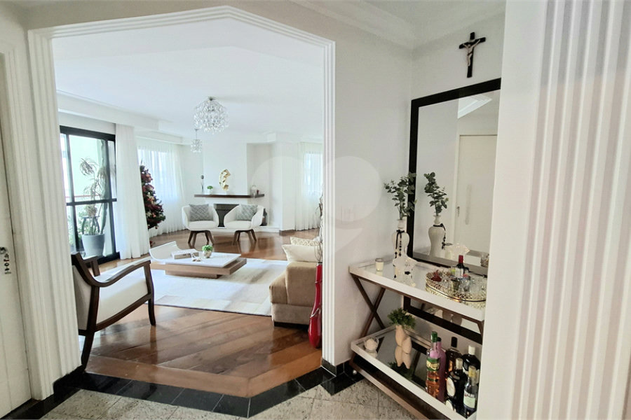 Apartamento à venda com 3 suítes em Santana, São Paulo, SP