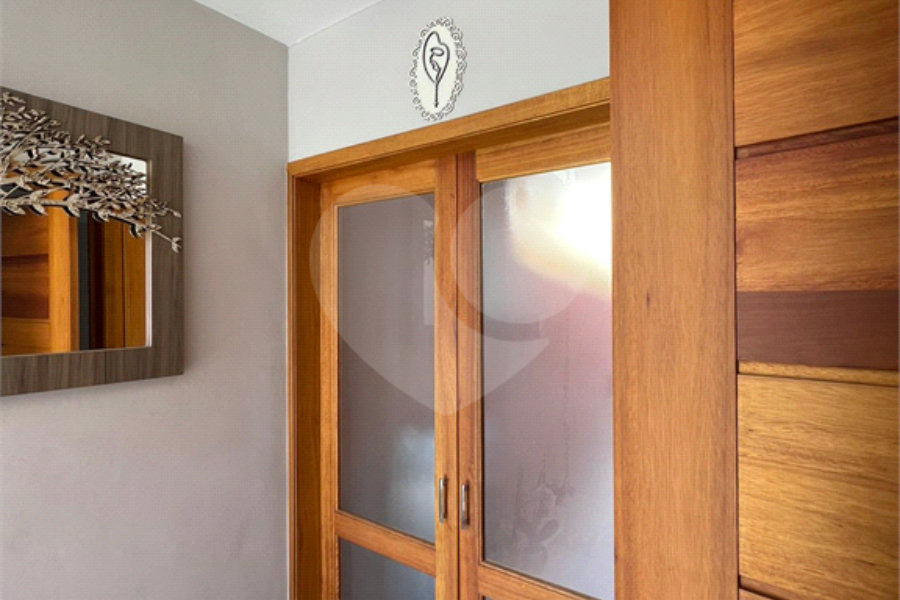 Sobrado à venda com 3 quartos, sendo 1 suíte,  em Vila Mascote, São Paulo, SP