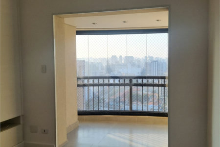 Loja à venda com 3 quartos, sendo 1 suíte,  em Vila Mariana, São Paulo, SP