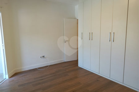 Casa à venda com 3 quartos, sendo 1 suíte, no condomínio Paraíso Classe A, Rio de Janeiro - RJ