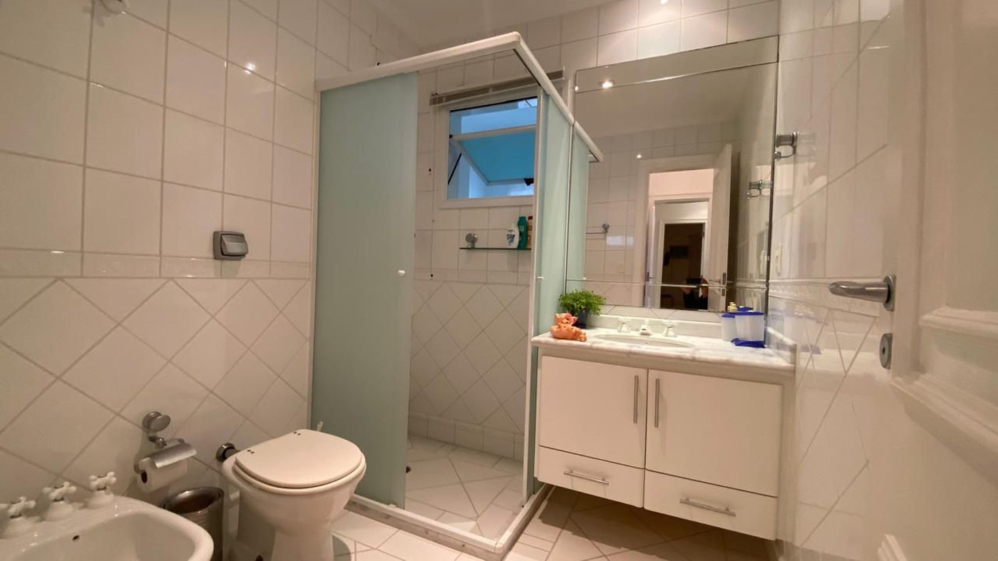 Apartamento com 3 dormitórios à venda, 164 m² por R$ 1.480.000,00 - Enseada - Guarujá/SP