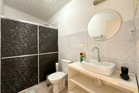 Casa à venda com 3 quartos, sendo 1 suíte,  no condomínio Barão do Triunfo, São Paulo - SP