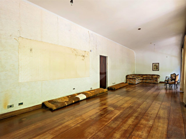 Casa Térrea à venda ou para alugar com 4 suítes em Alto da Boa Vista, São Paulo, SP