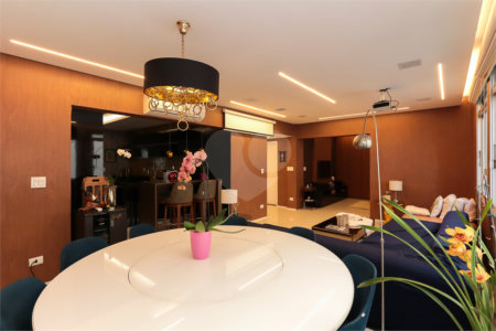 Apartamento à venda com 2 suítes em Itaim Bibi, São Paulo, SP