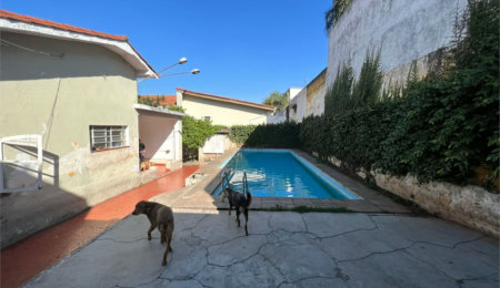 Casa à venda com 4 quartos, sendo 1 suíte,  em Jardim Colombo, São Paulo, SP