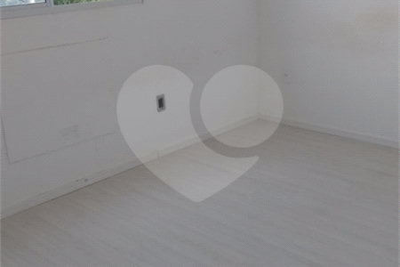 Apartamento para alugar com 2 quartos em Santíssimo, Rio de Janeiro, RJ