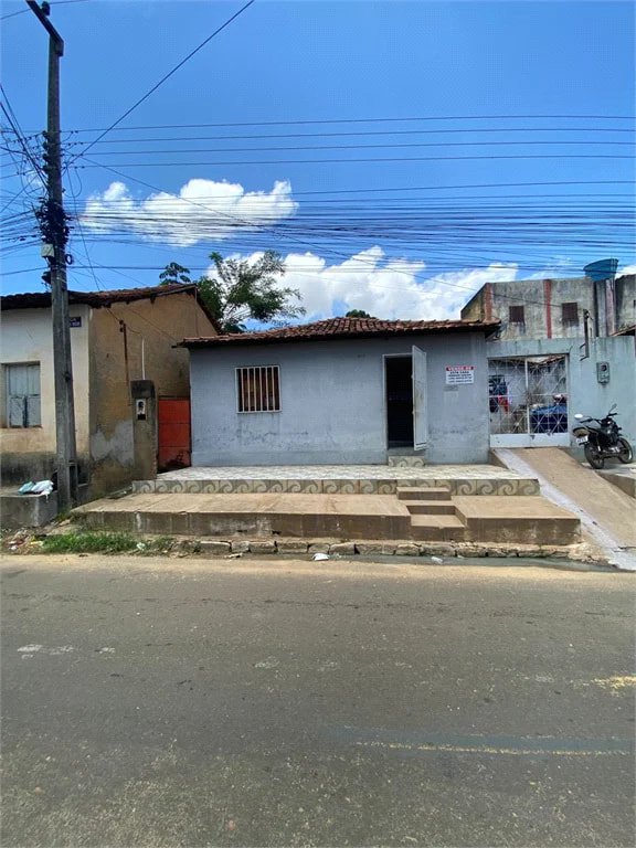 Casa à venda com 3 quartos no Centro, Balsas, MA