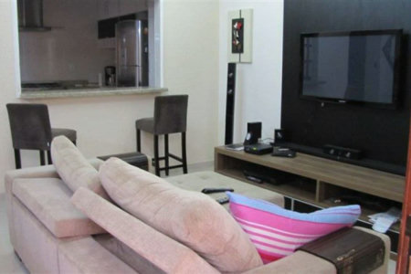 Casa à venda com 3 quartos, sendo 1 suíte, no condomínio Villa Jardim Sul, São Paulo - SP