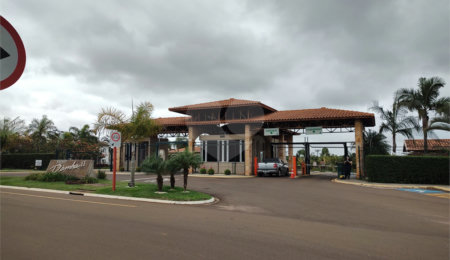 Casa à venda com 3 suítes no condomínio Village Damha II, São Carlos - SP