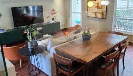Casa à venda com 3 quartos, sendo 1 suíte,  no condomínio Townhouse Village Morumbi, São Paulo - SP