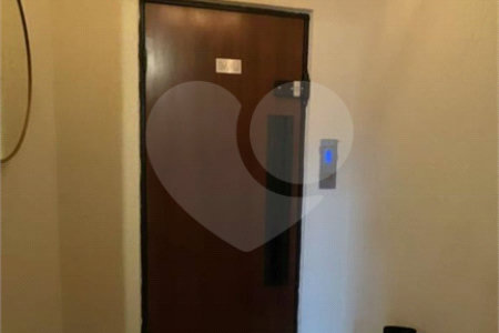 Apartamento à venda com 4 quartos, sendo 1 suíte, em Vila Monumento, São Paulo, SP
