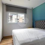 Apartamento à venda com 3 quartos, sendo 1 suíte,  em Jardim das Acácias, São Paulo, SP