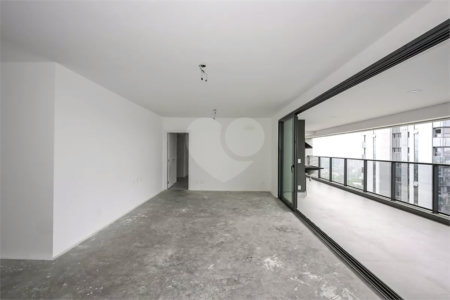 Apartamento à venda com 3 suítes,  em Jardim Fonte do Morumbi, São Paulo, SP