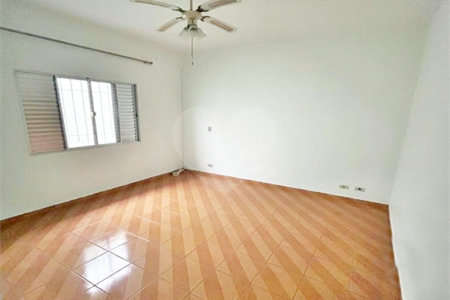 Sobrado à venda com 3 quartos, sendo 1 suíte, em Jardim Peri, São Paulo, SP