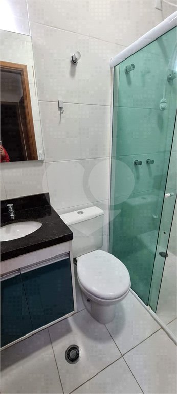 Casa à venda com 3 quartos, sendo 1 suíte, no condomínio Alvorada Parque Vitória, São Paulo - SP