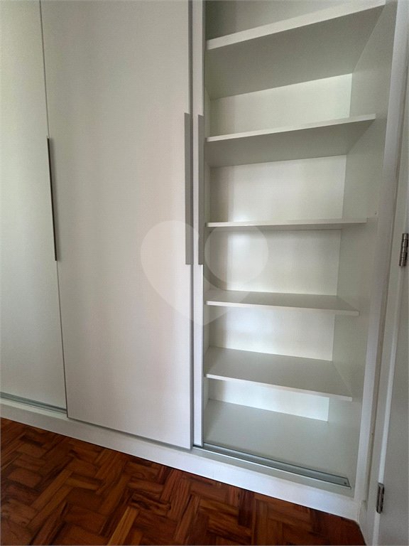Apartamento à venda com 2 quartos, sendo 1 suíte, em Cerqueira César, São Paulo, SP