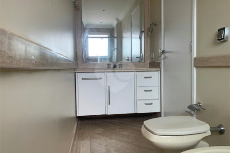 Cobertura à venda com 4 quartos, sendo 3 suítes, em Vila Mariana, São Paulo, SP