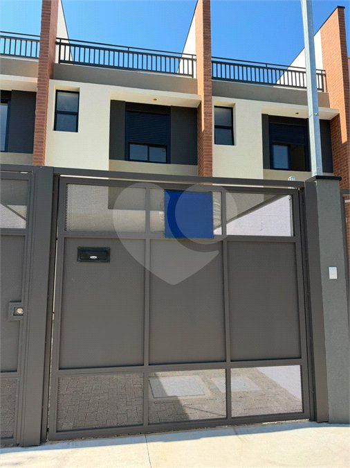 Sobrado à venda com 3 quartos, sendo 1 suíte, em Sítio da Figueira, São Paulo, SP