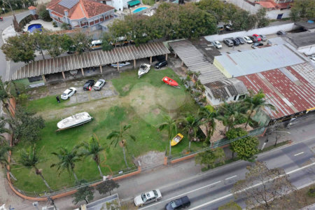 Terreno à venda em Interlagos, São Paulo, SP