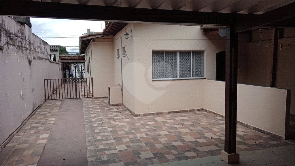 Casa Térrea à venda com 3 quartos, sendo 1 suíte, em Vila Irmãos Arnoni, São Paulo, SP