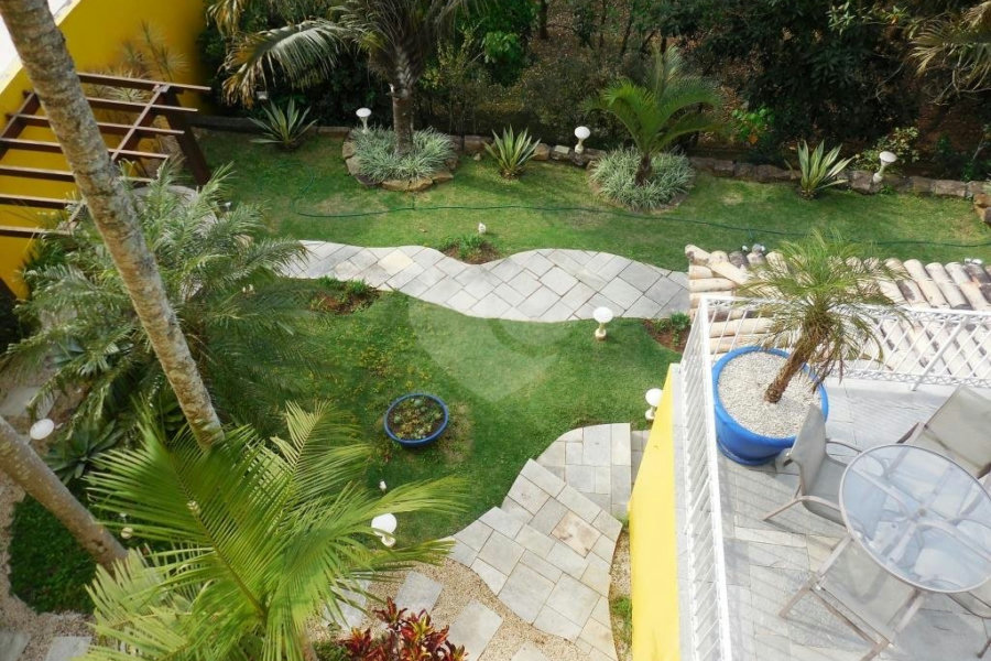Casa à venda com 3 suítes no condomínio Itatinga I, São Paulo - SP