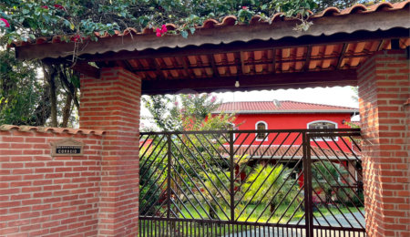 Chácara para alugar com 4 quartos, sendo 2 suítes,  no Centro (canguera), São Roque, SP