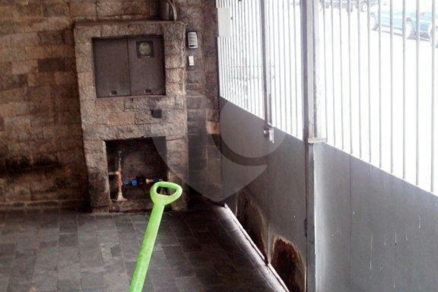 Sobrado à venda com 2 quartos em Horto, São Paulo, SP