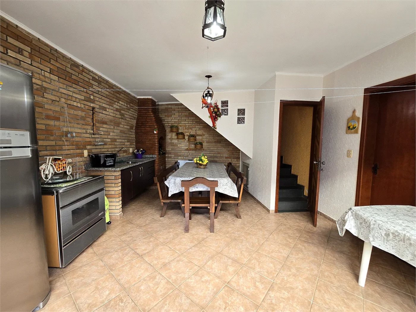 Sobrado à venda com 4 quartos, sendo 1 suíte,  em Vila Jaguara, São Paulo, SP