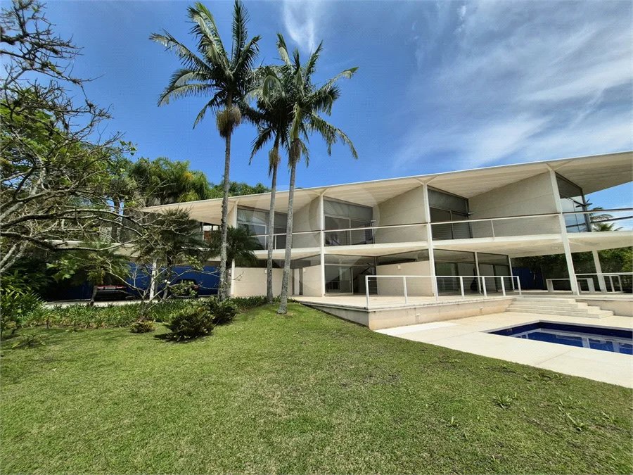 Casa a venda ou locação no Tamboré 1