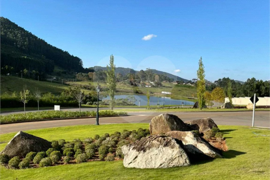 Terreno alto padrão à venda em Condomínio Serras Altas Poços de Caldas MG