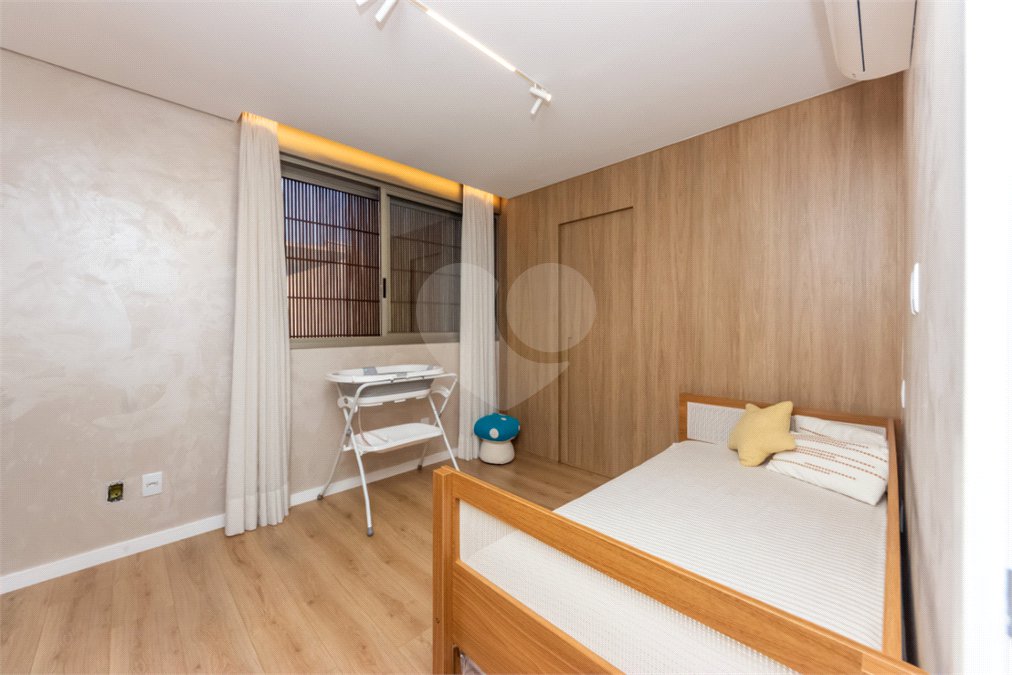 Casa à venda com 3 suítes no condomínio Lazuli, São Paulo - SP