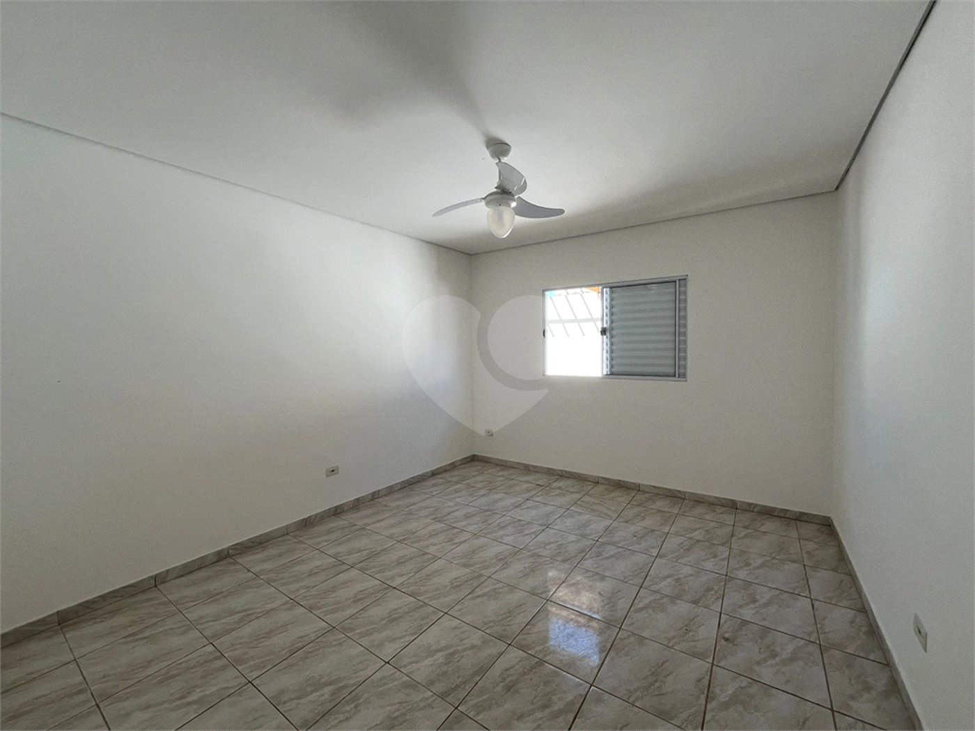 Casa à venda com 4 quartos, sendo 2 suítes, em Nova Cerejeira, Atibaia, SP