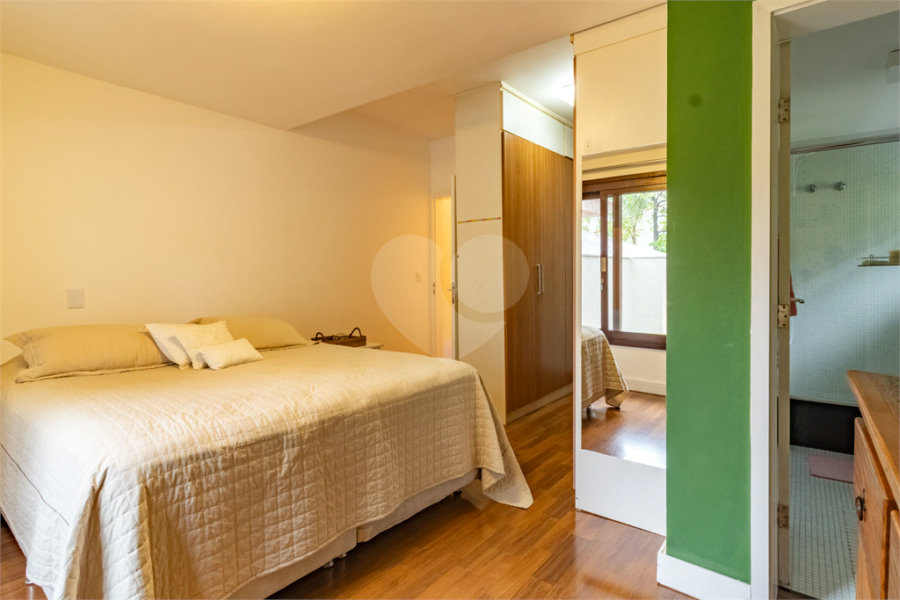 Casa à venda com 3 quartos, sendo 1 suíte, em Jardim Paulistano, São Paulo, SP