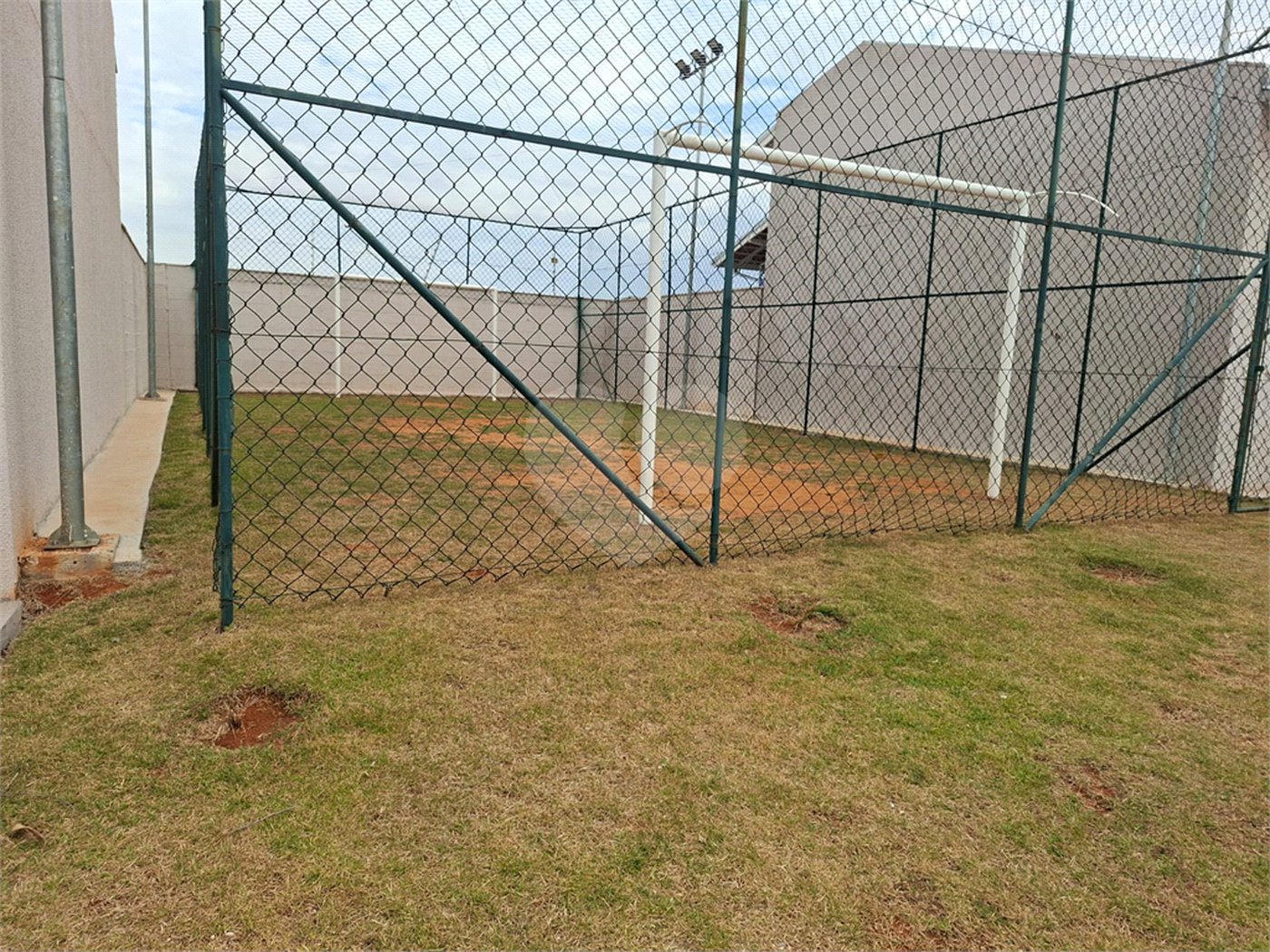 Casa à venda com 2 quartos no condomínio Villagio Allegro, Itapetininga - SP