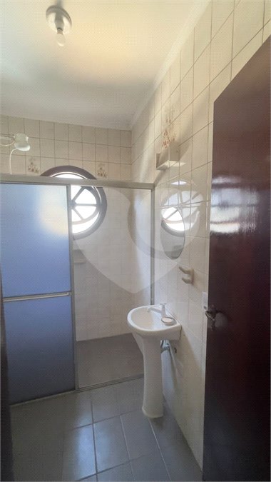 Sobrado à venda com 4 quartos, sendo 1 suíte,  em Jardim Ester Yolanda, São Paulo, SP
