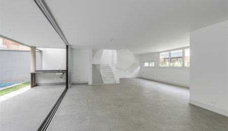Casa à venda com 4 suítes no condomínio Venezia, São Paulo - SP