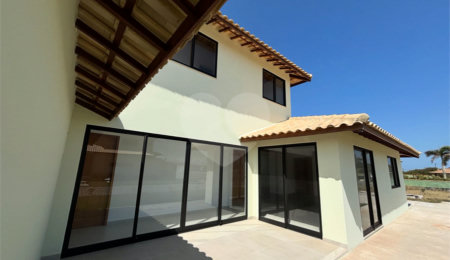Casa em condomínio à venda com 4 suítes em Praia Rasa, Armação dos Búzios, RJ
