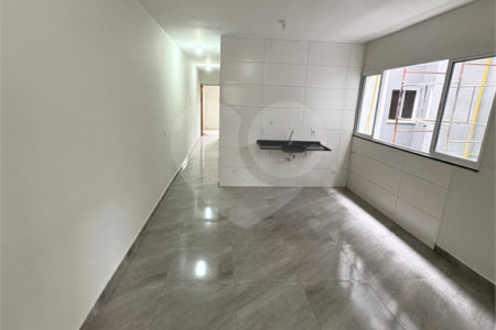 Casa à venda com 3 quartos, sendo 1 suíte, no condomínio Felipe Camarao, Poá - SP