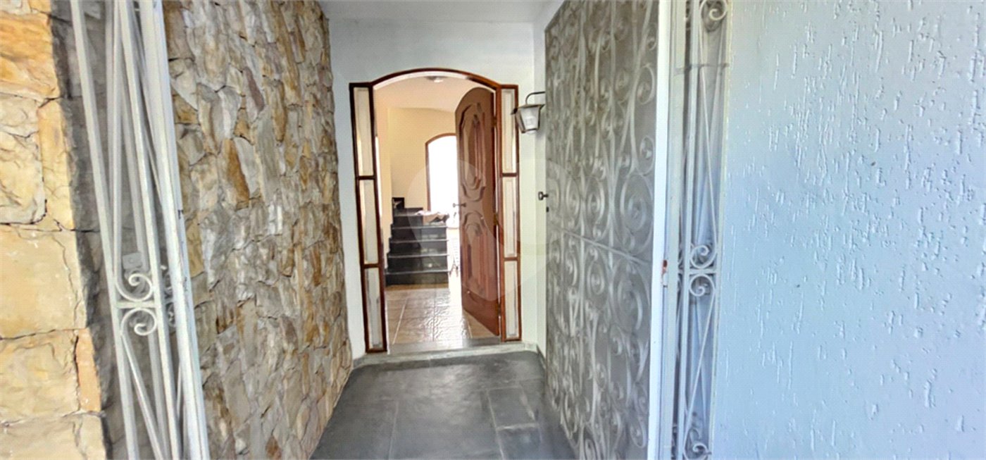 Sobrado à venda com 3 quartos, sendo 1 suíte,  em Jardim Humaitá, São Paulo, SP