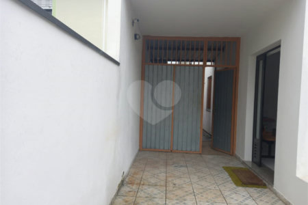 Sobrado à venda ou para alugar com 1 quarto em Chácara Santo Antônio, São Paulo, SP