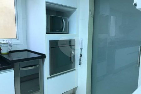 Casa à venda com 2 suítes no condomínio Vilagio Viccino, São Paulo - SP