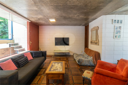 Casa de Vila à venda com 3 quartos, sendo 1 suíte, em Chácara Monte Alegre, São Paulo, SP
