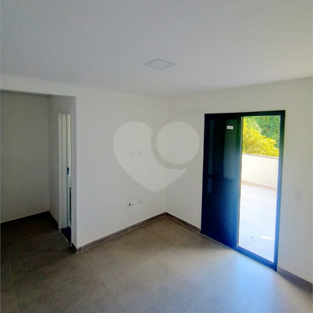 Apartamento à venda com 3 quartos, sendo 1 suíte, em Vila Eldízia, Santo André, SP