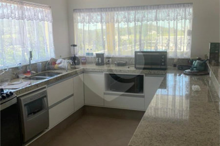 Casa à venda ou para alugar com 3 suítes no condomínio Serra da Estrela, Atibaia - SP